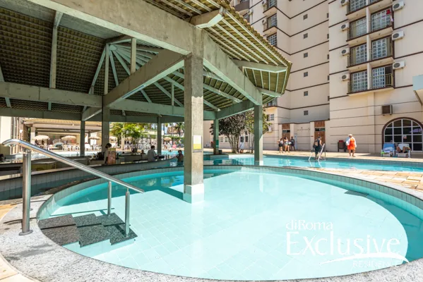 Piscina termal coberta do diRoma Exclusive