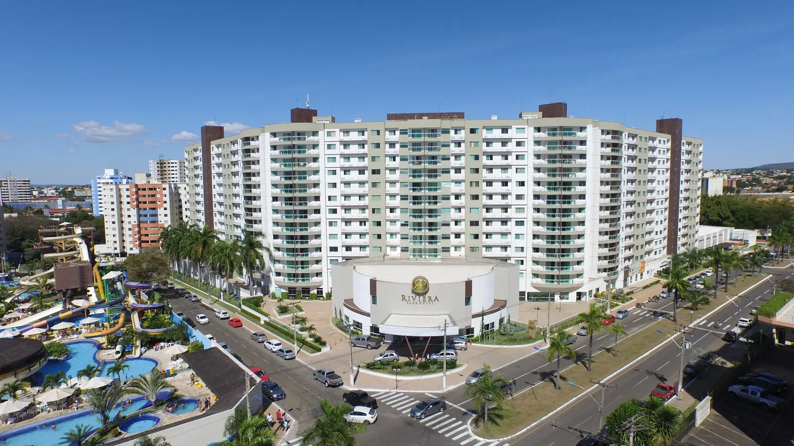 Fachada do Riviera Park Hotel em Caldas Novas